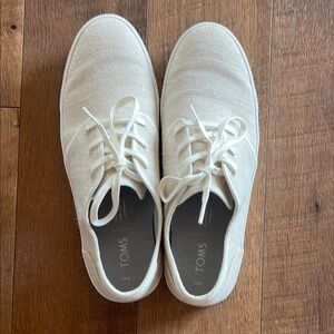 Men’s Toms White/Tan Canvas Oxfords